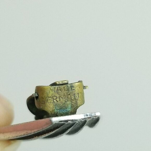 Vintage Silver Tone Shell Shape Clip On Earrings, Made in Germany, Retro - Picture 4 of 7